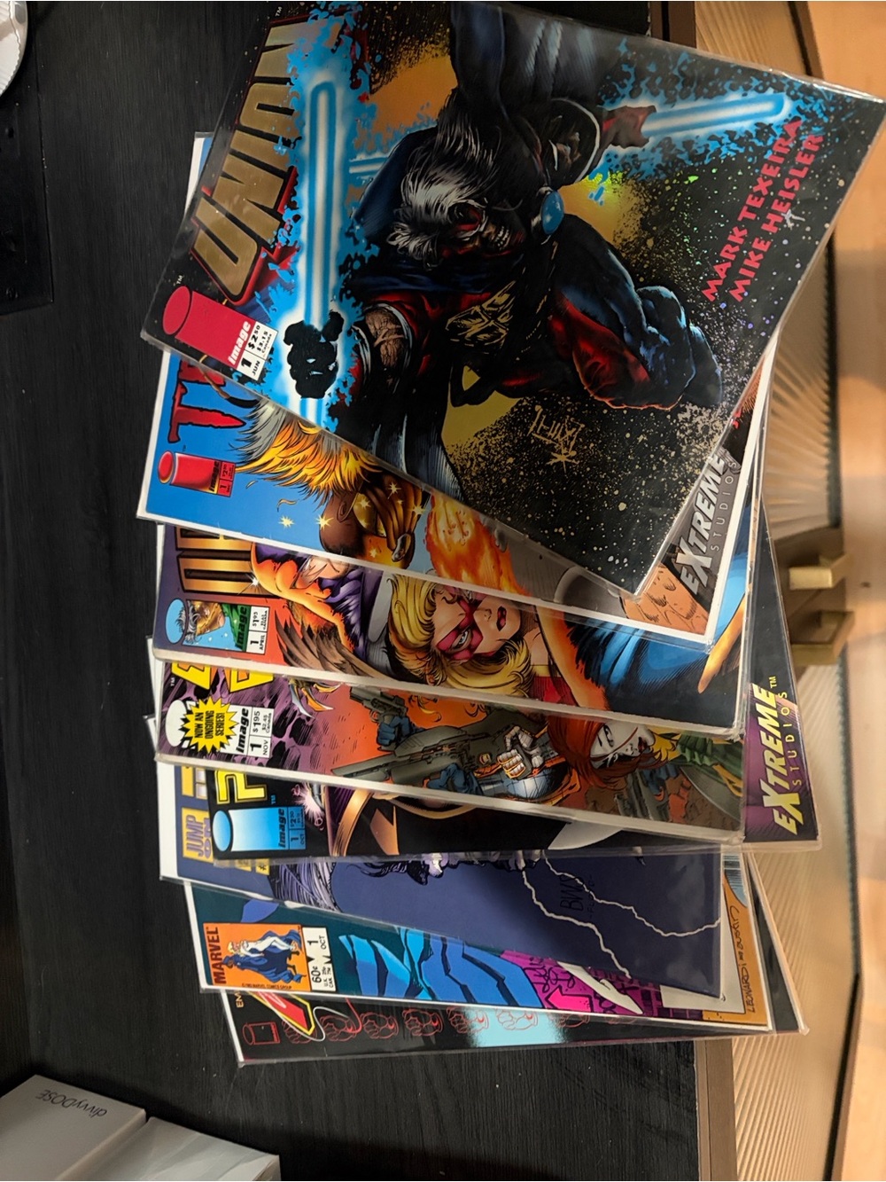 Comic Book Collector Set - Multi-Color Covers